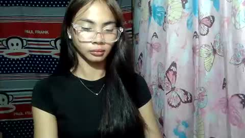 Snapshot of loving_rhean chatting on 26, 6, 2026 loving_rhean online show from 26, 6, 2026