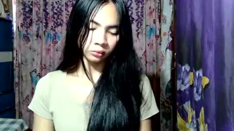 Snapshot of loving_rhean chatting on 24, 7, 2026 loving_rhean online show from 24, 7, 2026