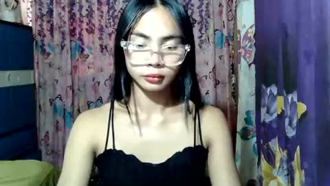 Snapshot of loving_rhean chatting on 27, 7, 2026 loving_rhean online show from 27, 7, 2026