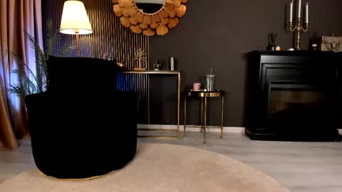 Nora online show from 26, 4, 2026