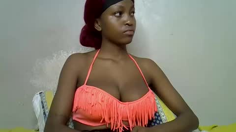 lovly_lastborn1 online show from 19, 5, 2026