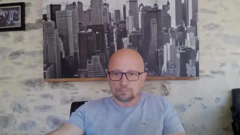 Snapshot of lrda49 chatting on 15, 5, 2026 Espigle online show from 15, 5, 2026