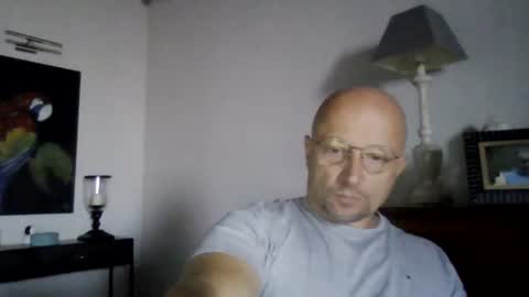 Snapshot of lrda49 chatting on 6, 7, 2026 Espigle online show from 6, 7, 2026