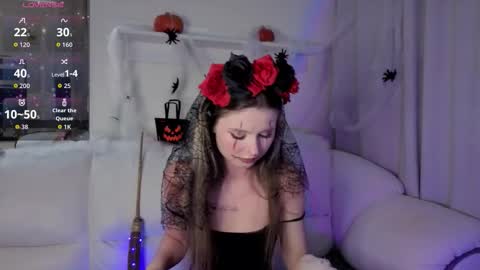 Snapshot of lua__19 chatting on 27, 10, 2025 Lua online show from 27, 10, 2025