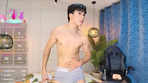 lUAN online show from 20, 10, 2025