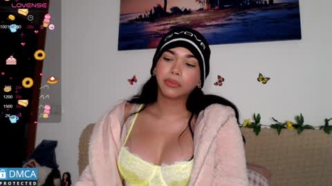 luara_ online show from 7, 1, 2025