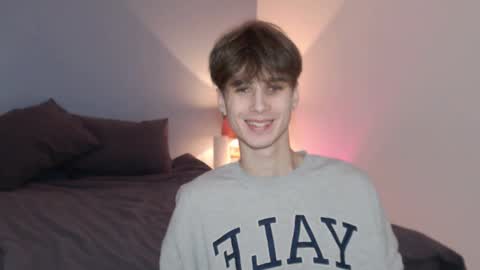 lucacharm online show from 15, 1, 2025