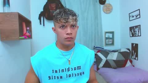 Lucas Luxx online show from 6, 10, 2025