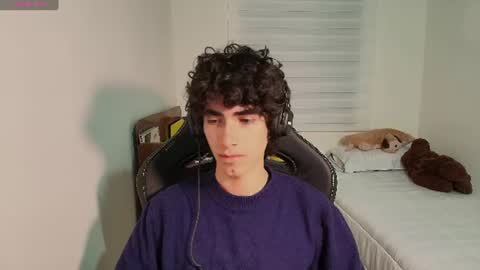 Snapshot of lucas_xo chatting on 11, 6, 2026 lucas_xo online show from 11, 6, 2026