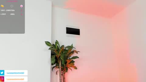 LUCA SANTOS online show from 4, 3, 2025