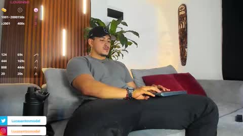 LUCA SANTOS online show from 13, 3, 2026