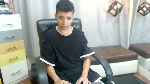 Snapshot of lucasssmith11 chatting on 22, 5, 2026 LucassSmith11 online show from 22, 5, 2026