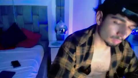 lucasthomson_ online show from 18, 6, 2026