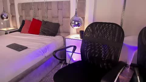 lucasthomson_ online show from 23, 7, 2026