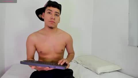 LUCAS TORREZ online show from 26, 2, 2026