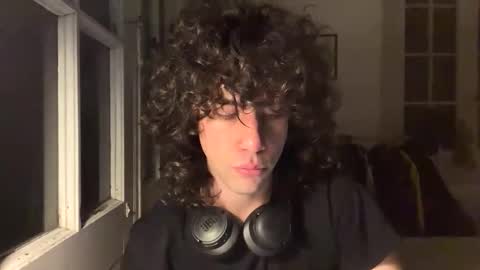 lucca online show from 19, 11, 2025