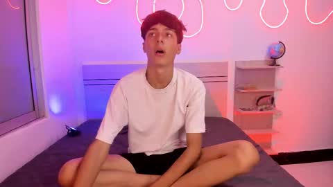 Snapshot of luccas_ferreira chatting on 2, 11, 2025 Luccas Ferreira online show from 2, 11, 2025