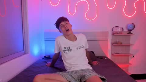 Snapshot of luccas_ferreira chatting on 7, 11, 2025 Luccas Ferreira online show from 7, 11, 2025