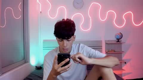 Snapshot of luccas_ferreira chatting on 14, 11, 2025 Luccas Ferreira online show from 14, 11, 2025