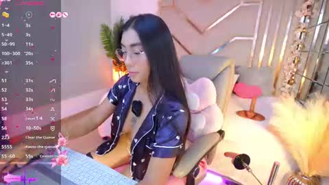 Snapshot of luci_tender chatting on 26, 6, 2026 hanna online show from 26, 6, 2026