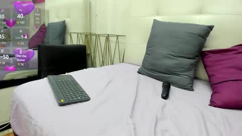 Snapshot of lucia78shy chatting on 17, 10, 2025 lucia78shy online show from 17, 10, 2025