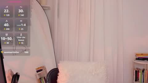 Snapshot of lucia_lee_ chatting on 7, 2, 2025 Lucia online show from 7, 2, 2025