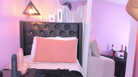 Lucia online show from 1, 2, 2026