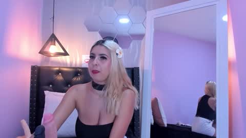 Lucia online show from 7, 2, 2026