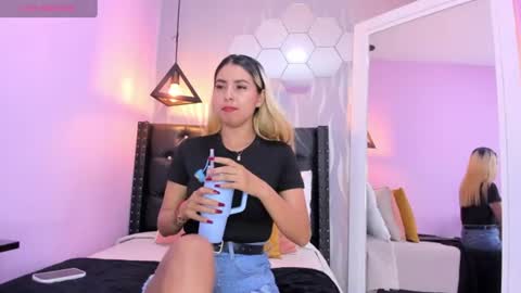 Lucia online show from 27, 7, 2026
