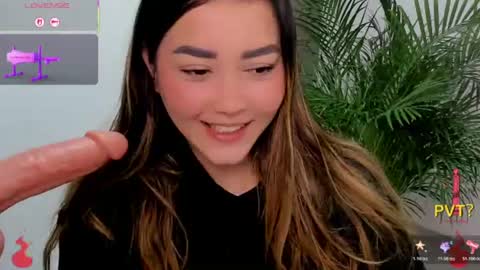 Snapshot of lucia_star_ chatting on 3, 8, 2026 lucia star online show from 3, 8, 2026