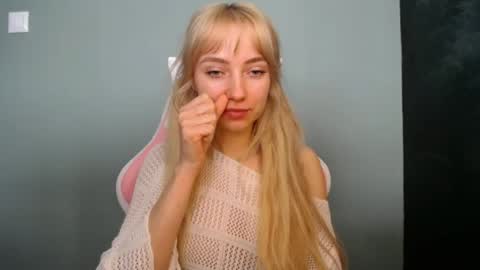 Lucy online show from 26, 4, 2026