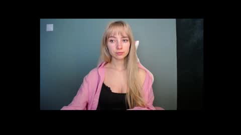 Lucy online show from 27, 4, 2026