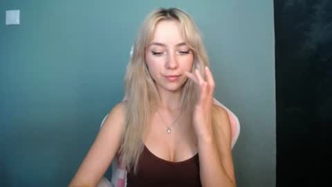 Lucy online show from 23, 6, 2026