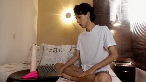 Lucian Morel S online show from 5, 11, 2025