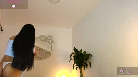 luciana_glow online show from 25, 4, 2026