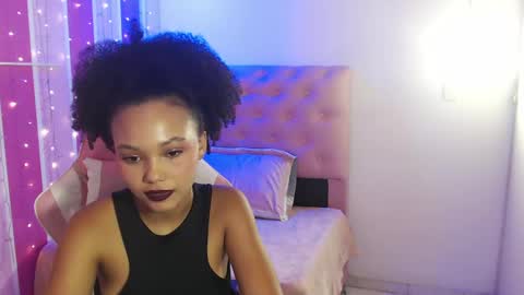 Snapshot of luciana_mj1 chatting on 9, 5, 2026 LUCIANA online show from 9, 5, 2026