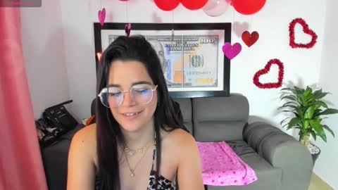Snapshot of lucianamoreau_ chatting on 17, 2, 2026 Luciana M online show from 17, 2, 2026
