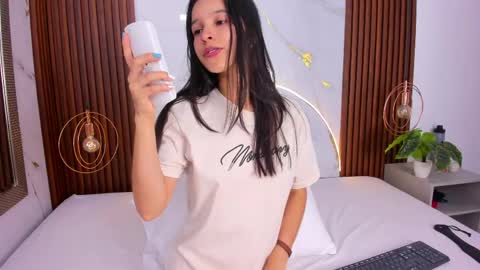 Luci  online show from 2, 5, 2026
