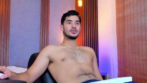 Snapshot of luciano_vitale_ chatting on 26, 6, 2026 Luciano online show from 26, 6, 2026