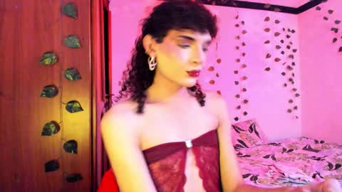 Lucy or Lucian 3 Come to my social Links3   online show from 22, 9, 2025