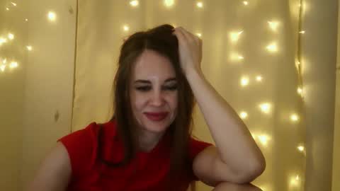 LucieMack online show from 10, 4, 2026