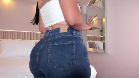 lucie online show from 16, 2, 2026