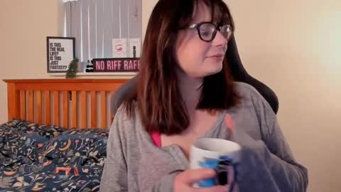 Lucie Winters online show from 13, 1, 2025