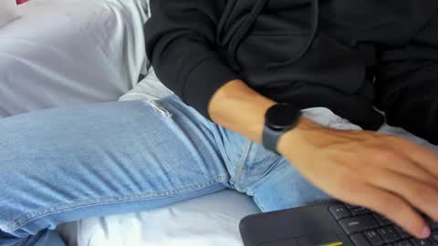 Leo online show from 5, 2, 2025