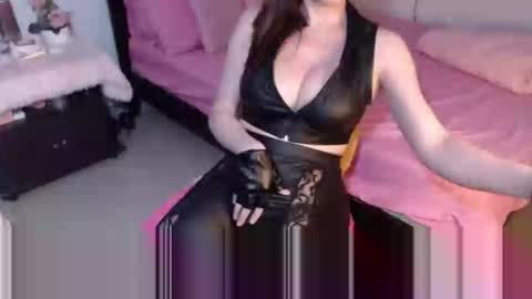 lucila04 online show from 11, 5, 2026