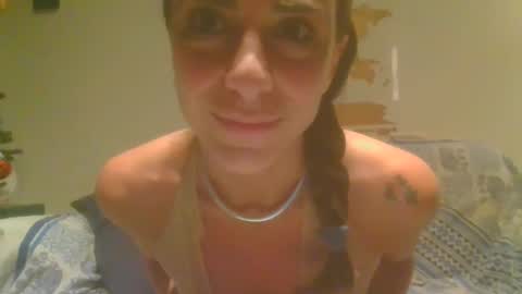 Snapshot of lucilla_yogisexy chatting on 21, 12, 2024 Lucilla online show from 21, 12, 2024