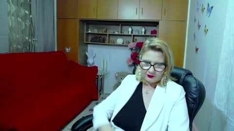 Snapshot of lucillefenlys chatting on 26, 2, 2025 Lucille Fenly online show from 26, 2, 2025