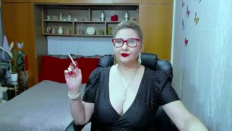 Snapshot of lucillefenlys chatting on 13, 3, 2026 Lucille Fenly online show from 13, 3, 2026