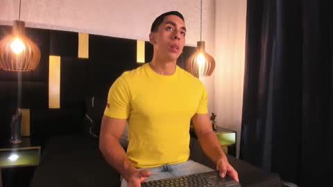 Snapshot of lucio__fox chatting on 9, 5, 2026 Lucio online show from 9, 5, 2026