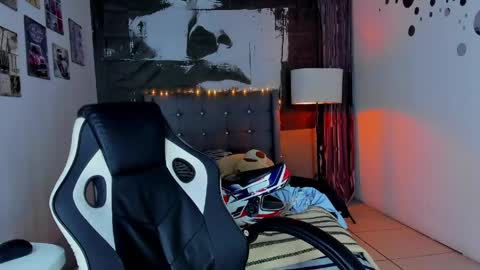 luckk_ online show from 1, 5, 2026